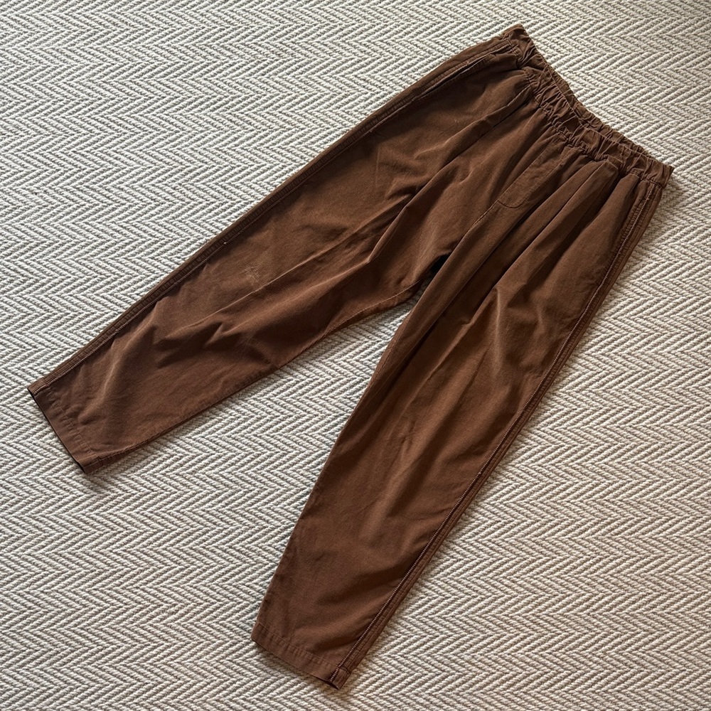 XiRENA Women’s Corduroy Pants with Cord Detail